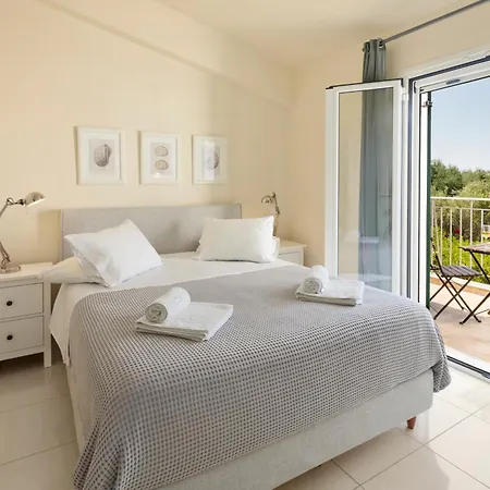 Skales Villa Almiros Beach